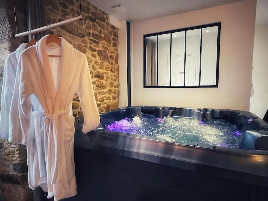Holiday home Le Domaine Des Songes Villa Saint-Maden